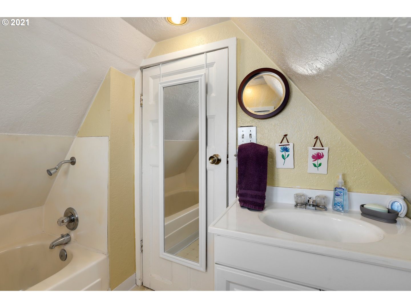 21339 South Beavercreek Road Oregon City, OR 97045 - Photo 19 of 32 Gallery Image 19