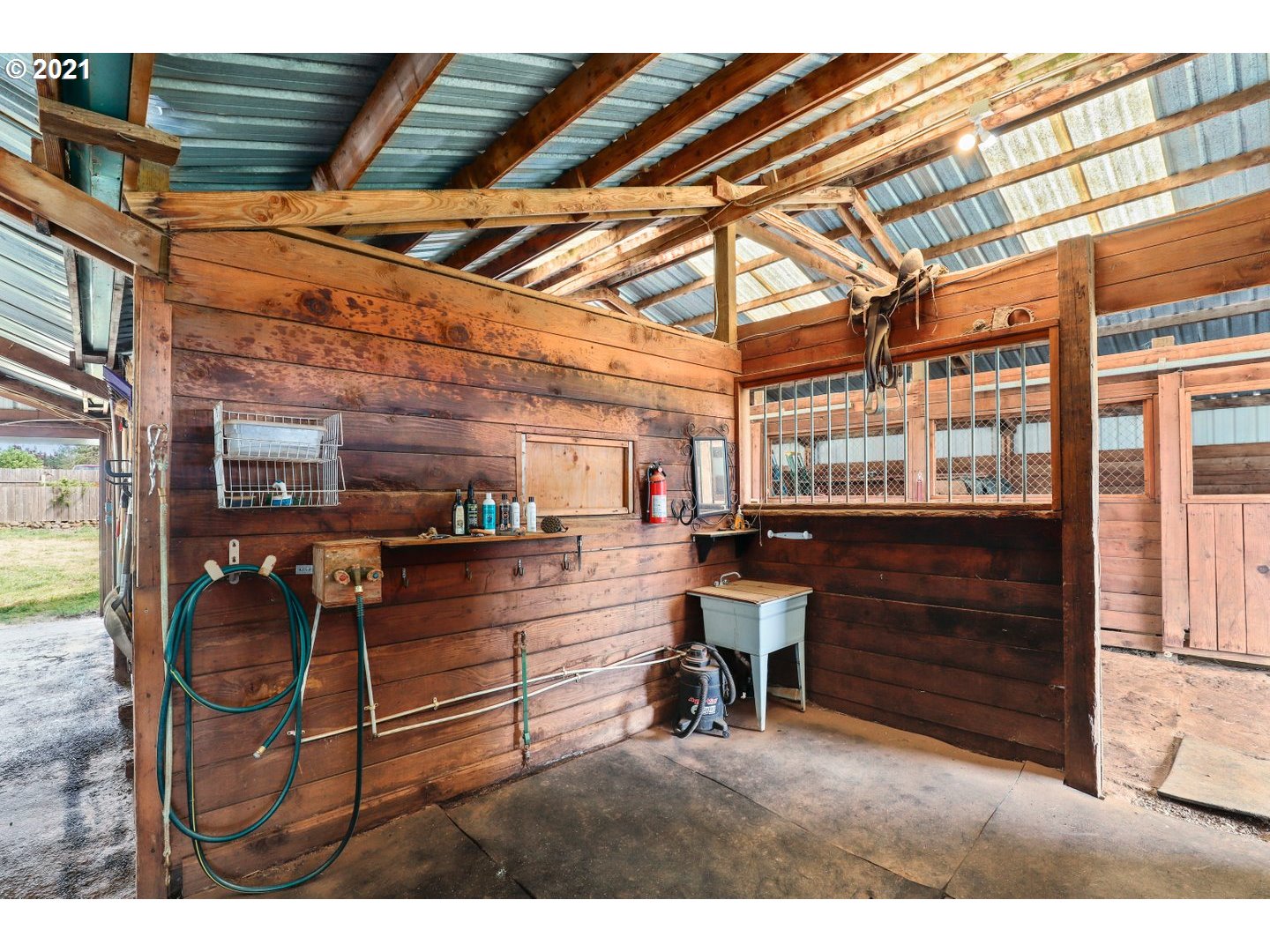 21339 South Beavercreek Road Oregon City, OR 97045 - Photo 28 of 32 Gallery Image 28