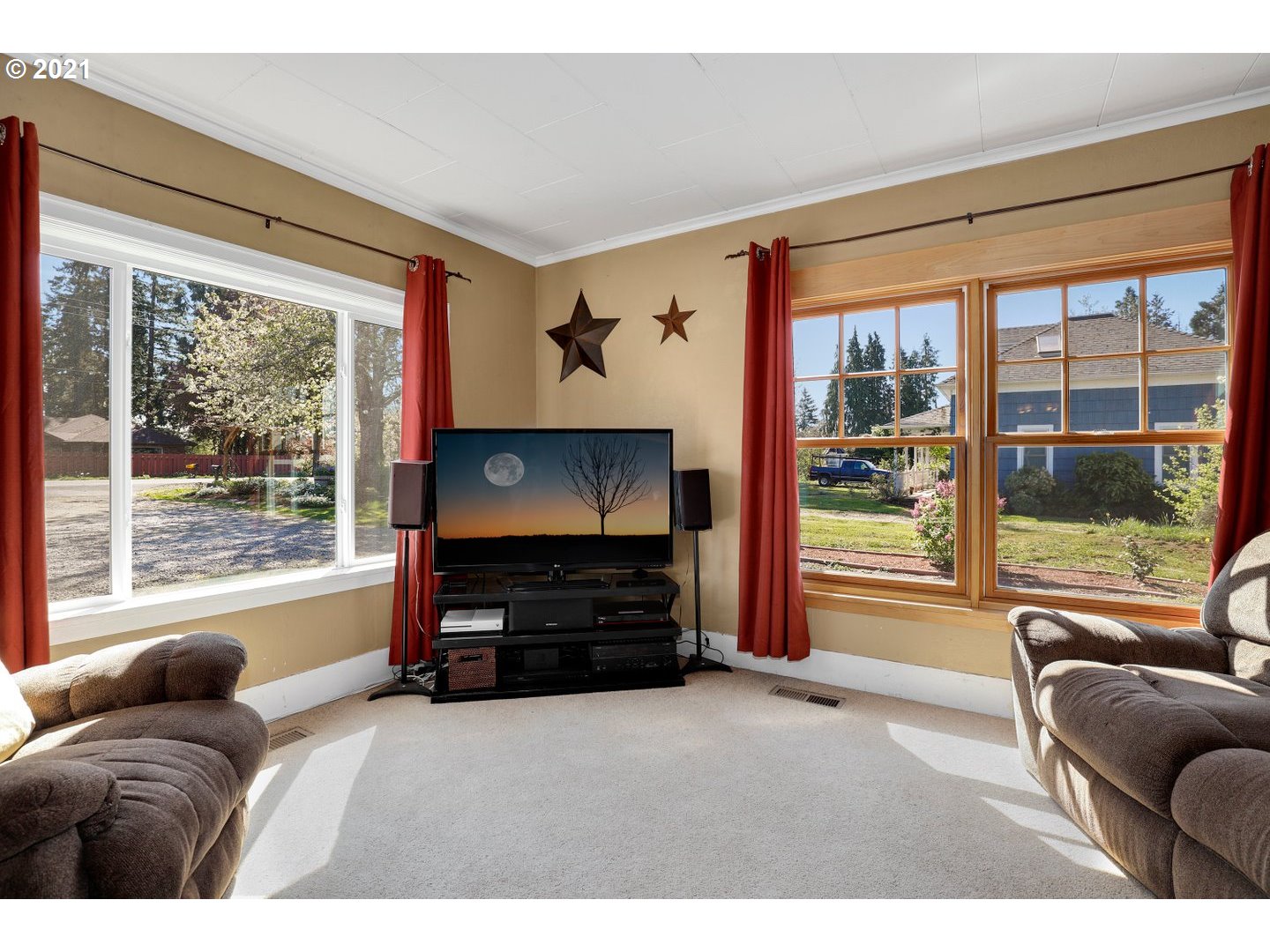21339 South Beavercreek Road Oregon City, OR 97045 - Photo 4 of 32 Gallery Image 4