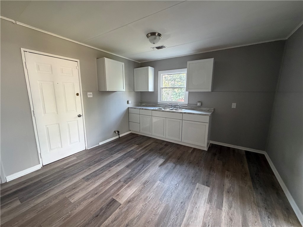1317 North Fairview Avenue Decatur, IL 62526 - Photo 5 of 11