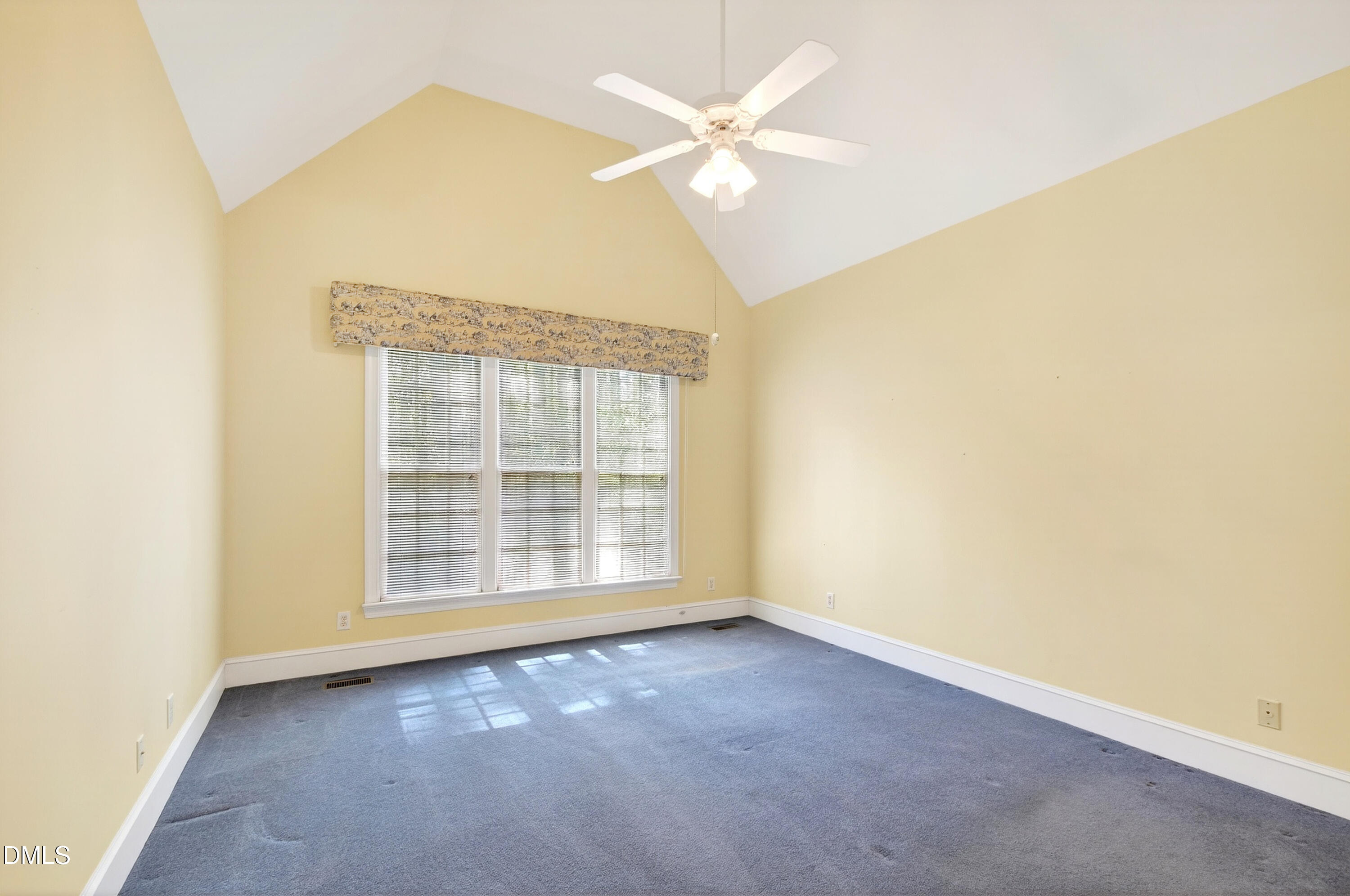 913 Tanworth Drive Raleigh, NC 27615 - Photo 22 of 48 an empty room with a window