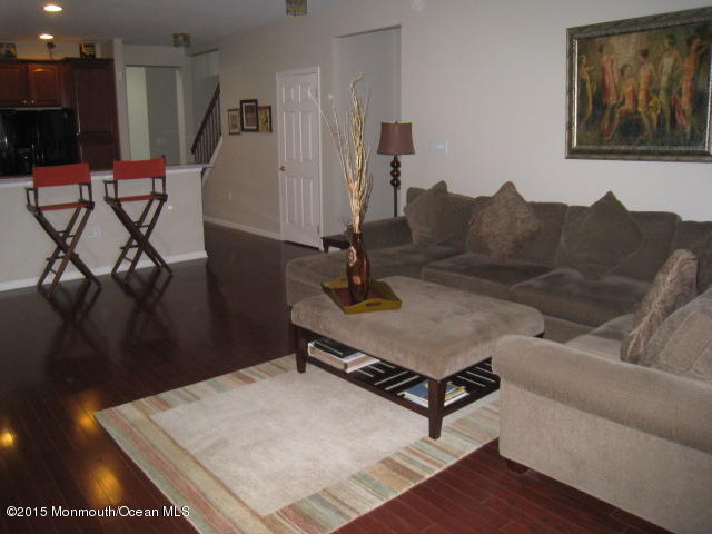 22 Hartack Road Manalapan, NJ 07726 - Photo 8 of 17 IMG_1039