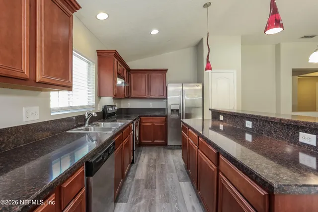 $1,830 | 3819 Ellaville Court, Jacksonville, FL 32218