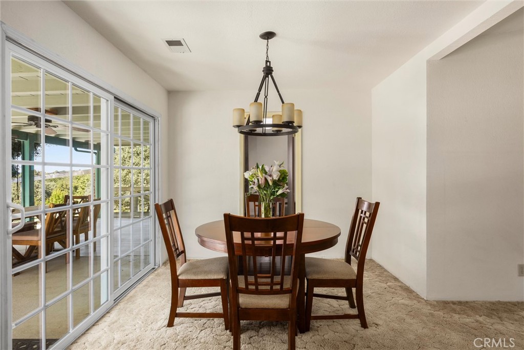 6975 San Gabriel Road Atascadero, CA 93422 - Photo 13 of 38 Dining Area off Kitchen