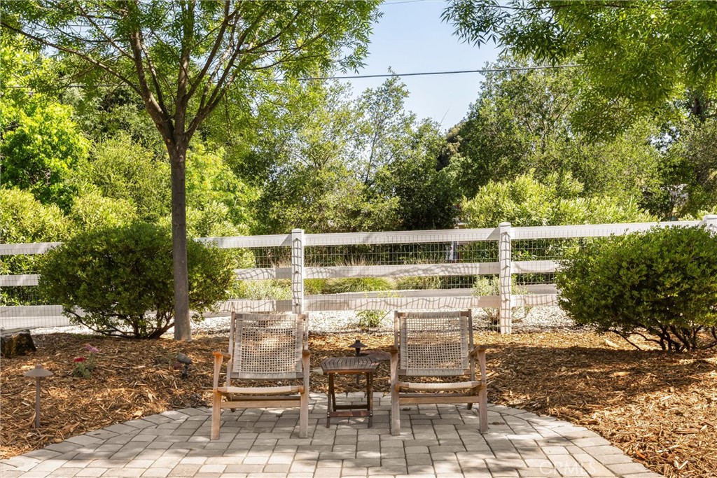 6975 San Gabriel Road Atascadero, CA 93422 - Photo 26 of 38 Front Yard