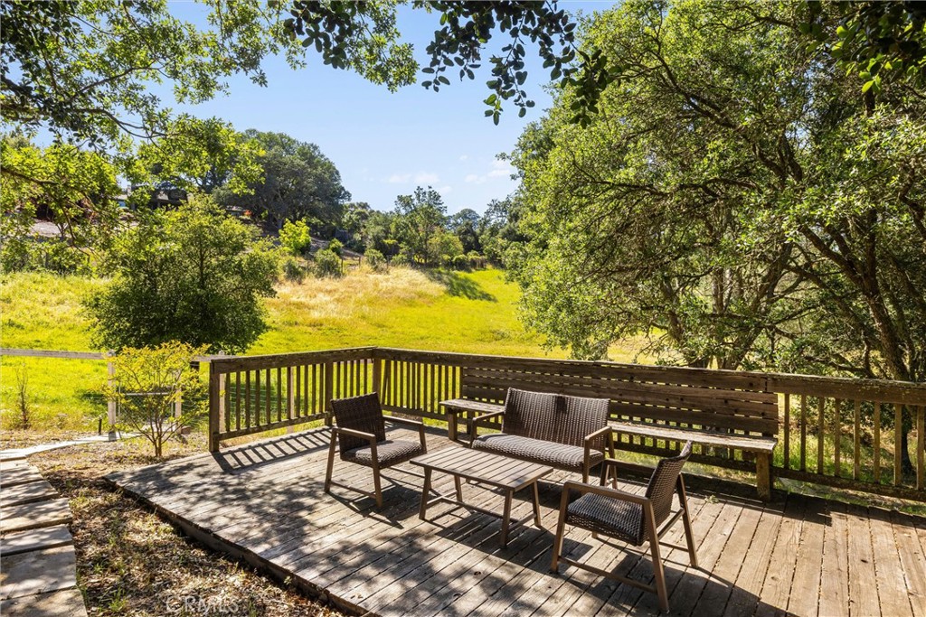 6975 San Gabriel Road Atascadero, CA 93422 - Photo 30 of 38 Backyard