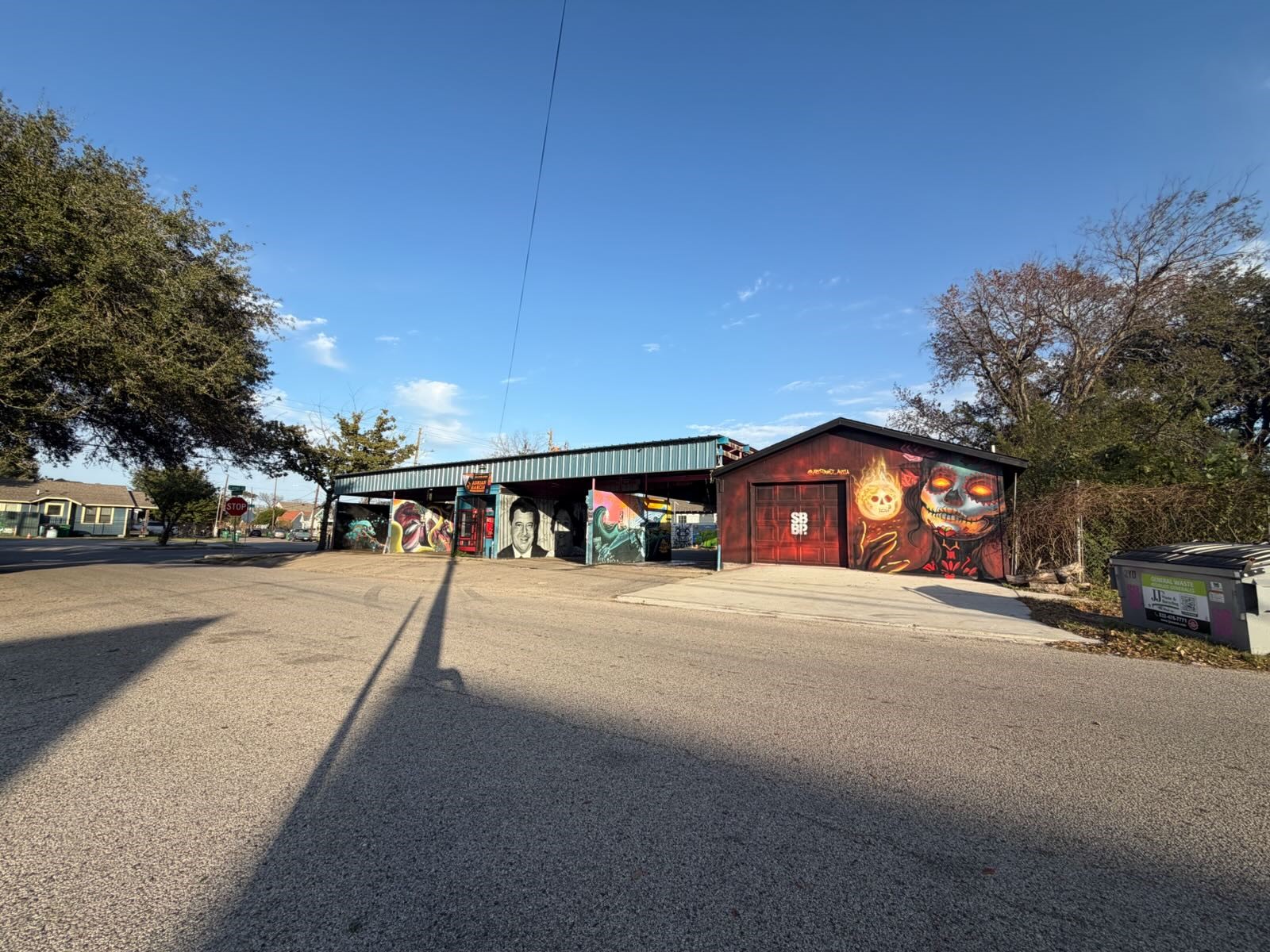 4400 Canal Street Houston, TX 77011 - Photo 11 of 25 a view of a house with a yard