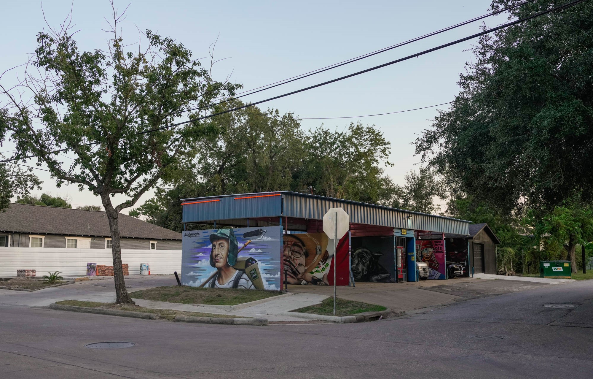 4400 Canal Street Houston, TX 77011 - Photo 2 of 25 a view of a car park in front of house