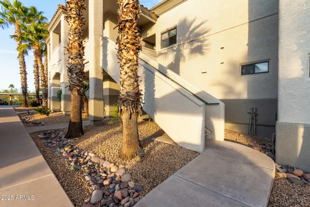 $265,000 | 10401 North Saguaro Boulevard, Unit 210, Fountain Hills, AZ 85268