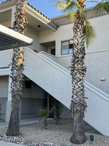 $265,000 | 10401 North Saguaro Boulevard, Unit 210, Fountain Hills, AZ 85268