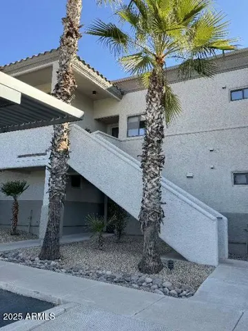 $259,900 | 10401 North Saguaro Boulevard, Unit 210, Fountain Hills, AZ 85268