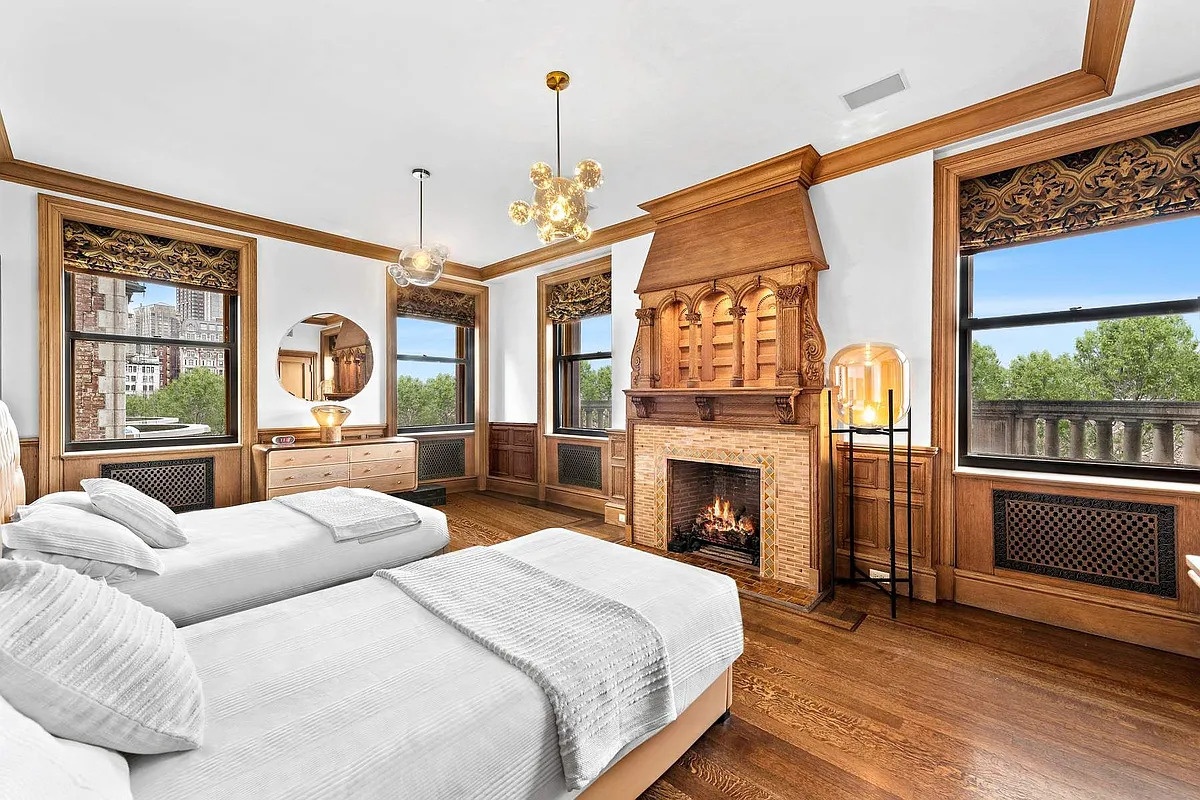 25 Riverside Drive Manhattan, NY 10023 - Photo 17 of 39