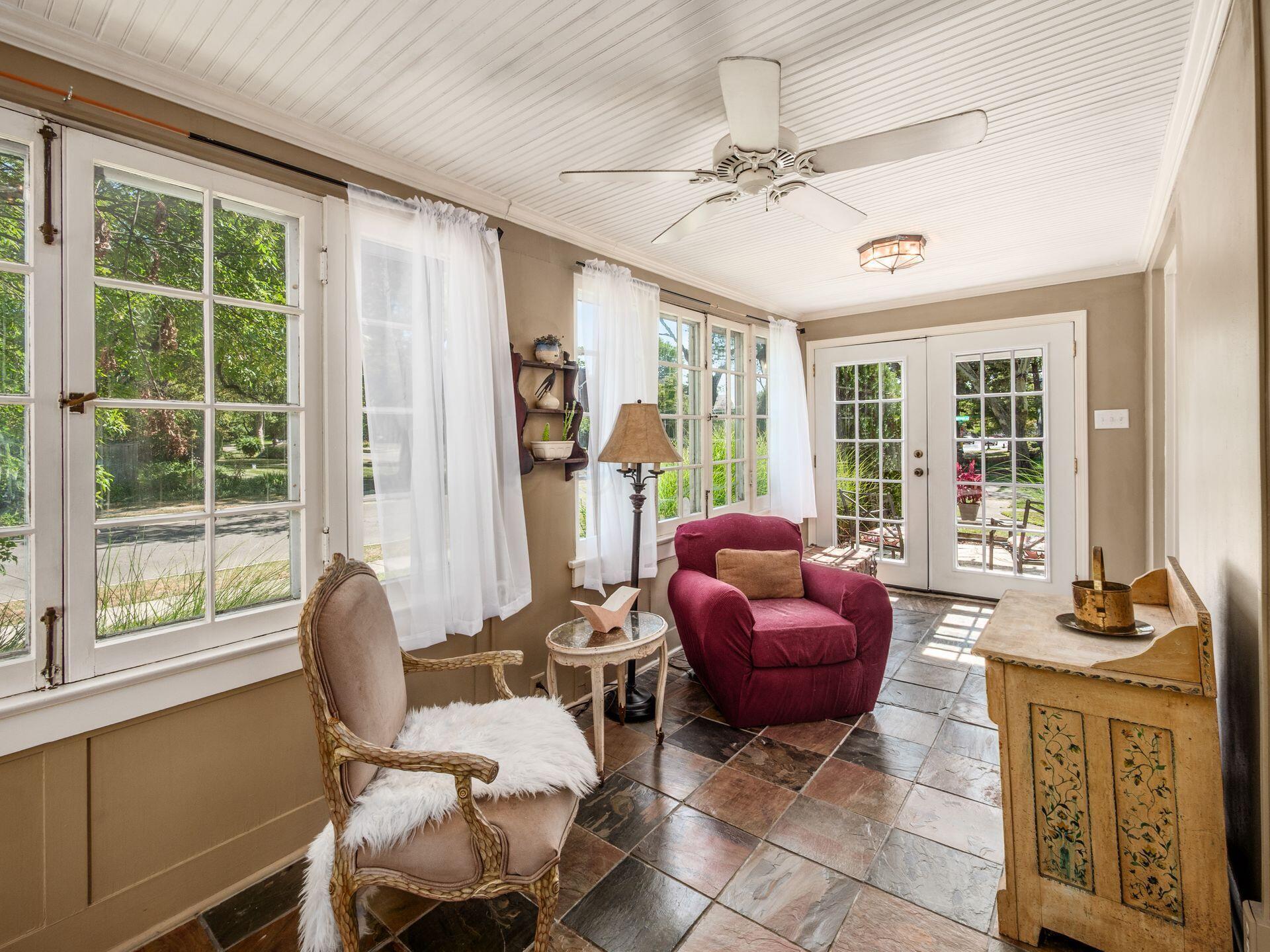 2424 Sherwood Road Bexley, OH 43209 - Photo 15 of 92 Sunroom