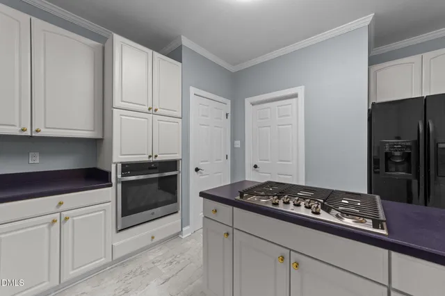 a bathroom with a sink and toilet