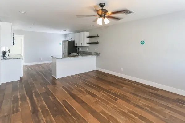 $2,065 | 4656 South 38th Lane, Phoenix, AZ 85041