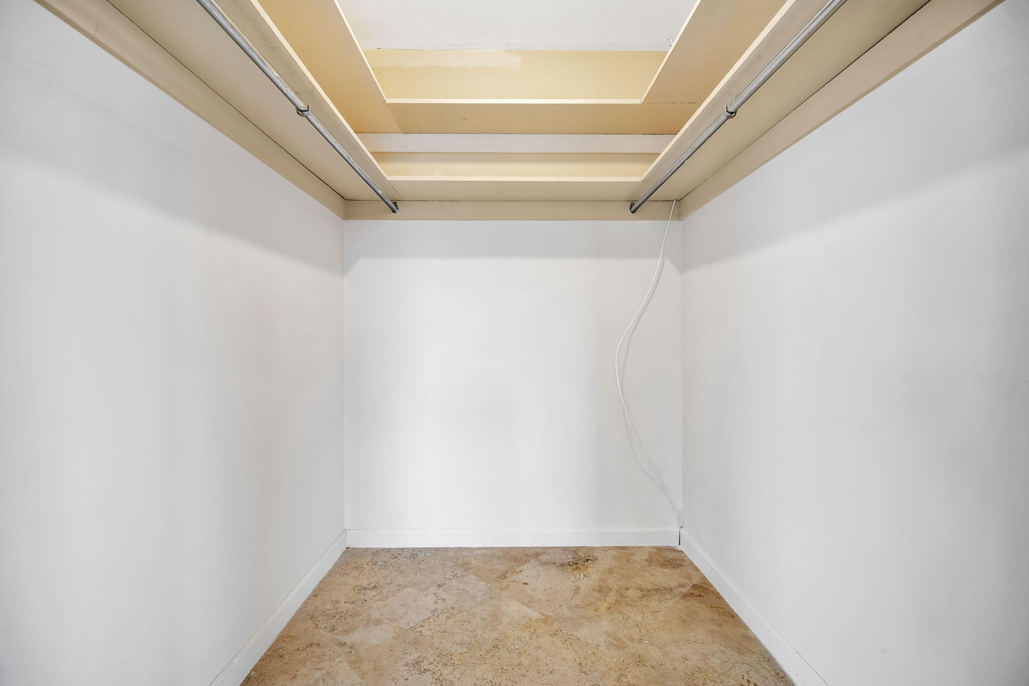 2400 Northeast 36th Street, Unit 7 Lighthouse Point, FL 33064 - Photo 16 of 27 a view of small space