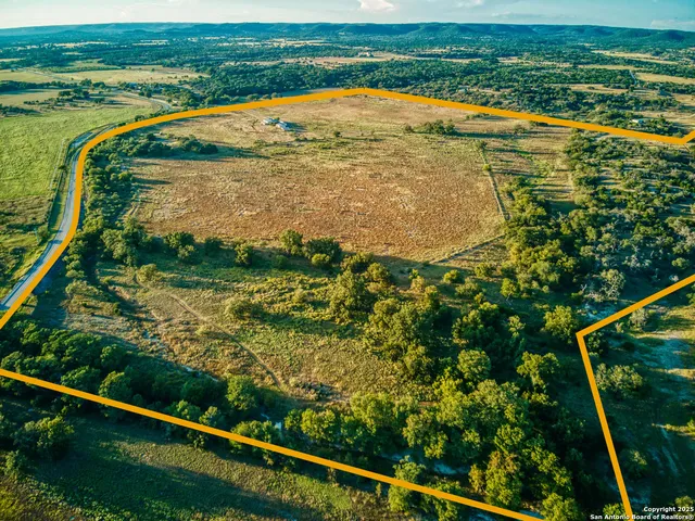 a house view with a yard