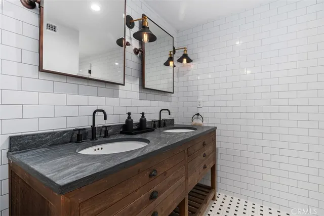 $2,250,000 | 602 Calle Juarez, San Clemente, CA 92673