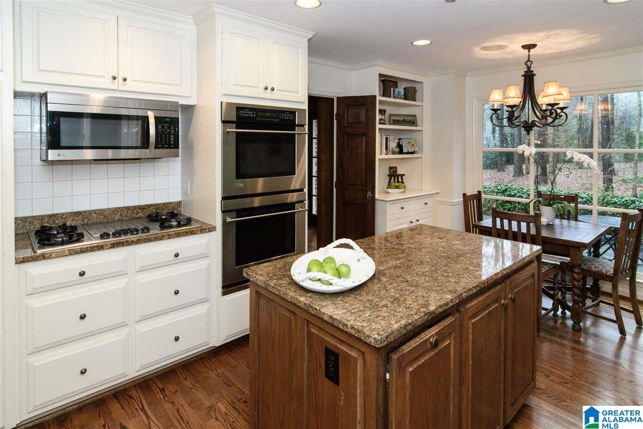 3412 River Bend Road Birmingham, AL 35243 - Photo 11 of 36