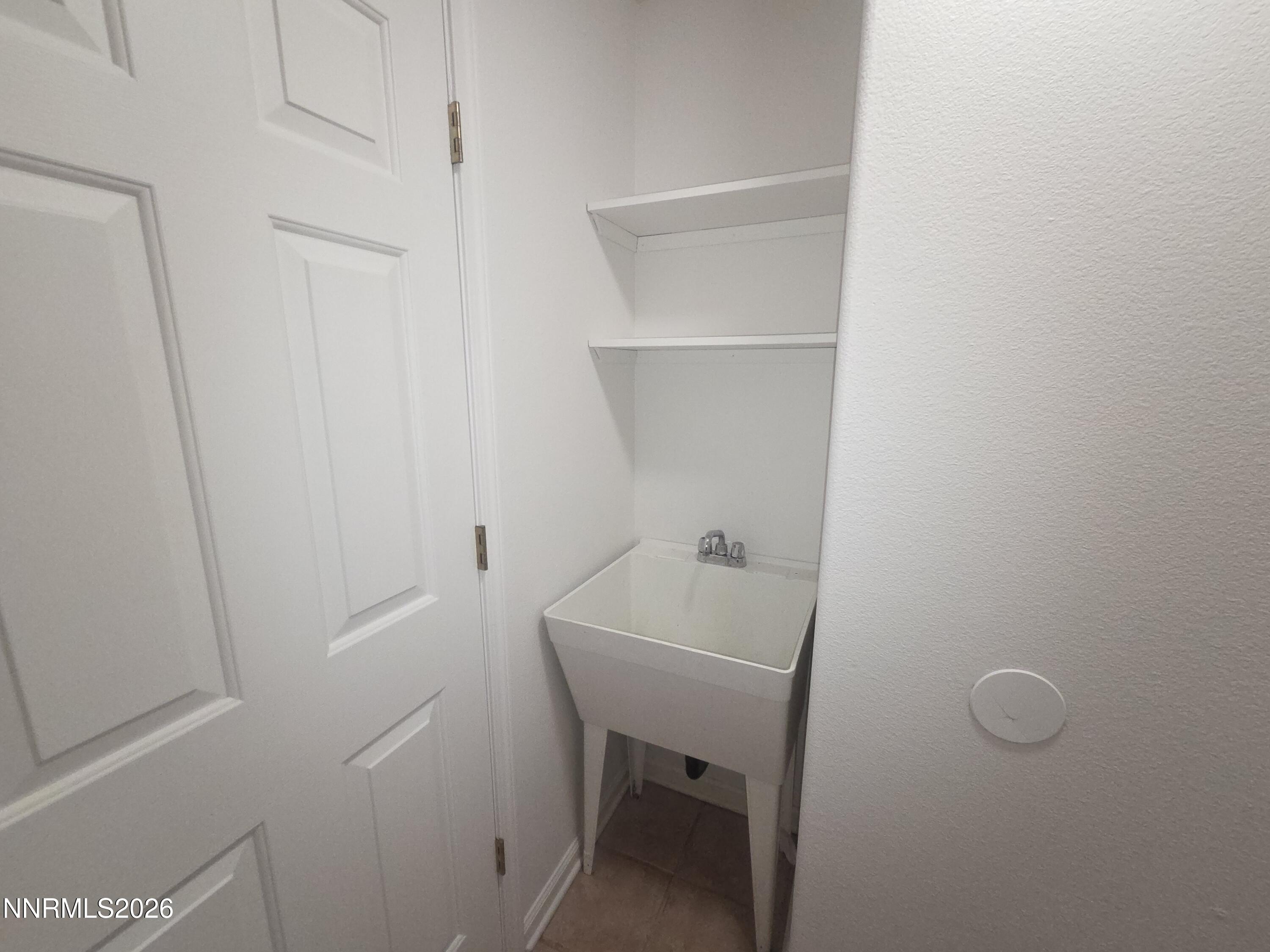 2770 Fairwood Drive Reno, NV 89502 - Photo 13 of 25 20260624_152559