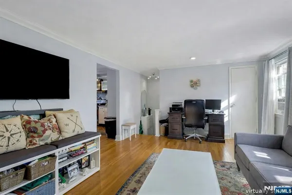 $2,300 | 190 Knickerbocker Road, Unit 10, Englewood, NJ 07631