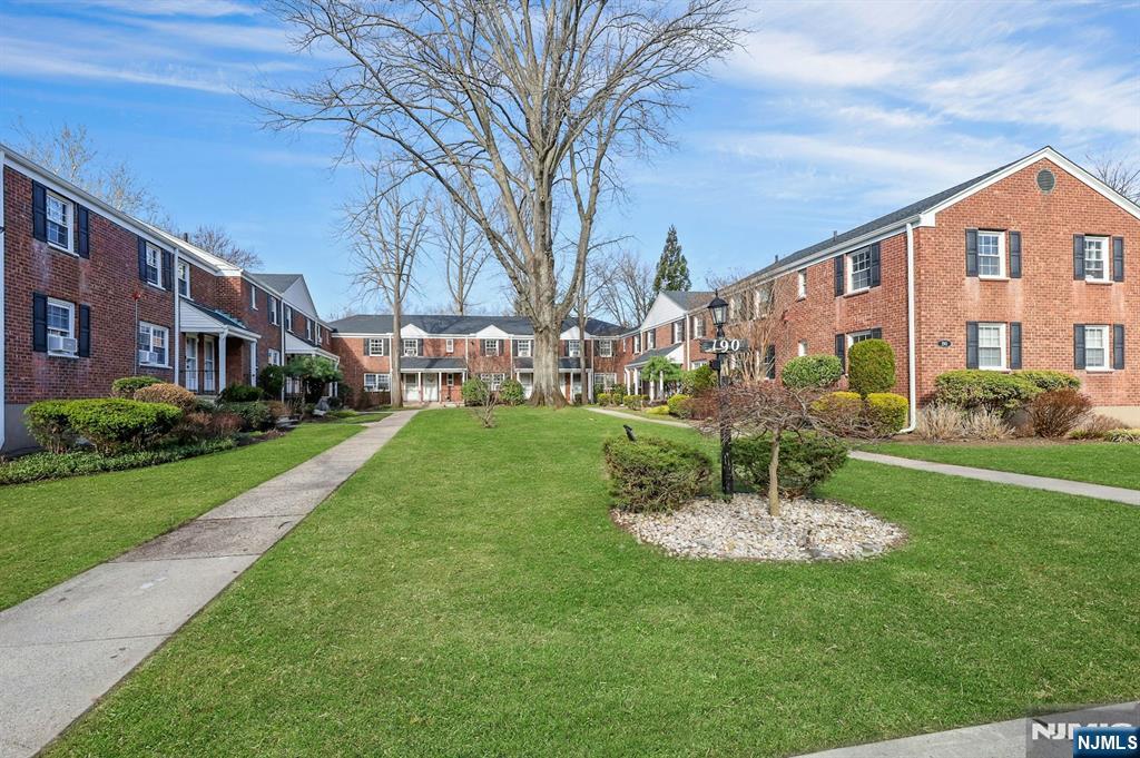 190 Knickerbocker Road, Unit 10 Englewood, NJ 07631 - Photo 23 of 23