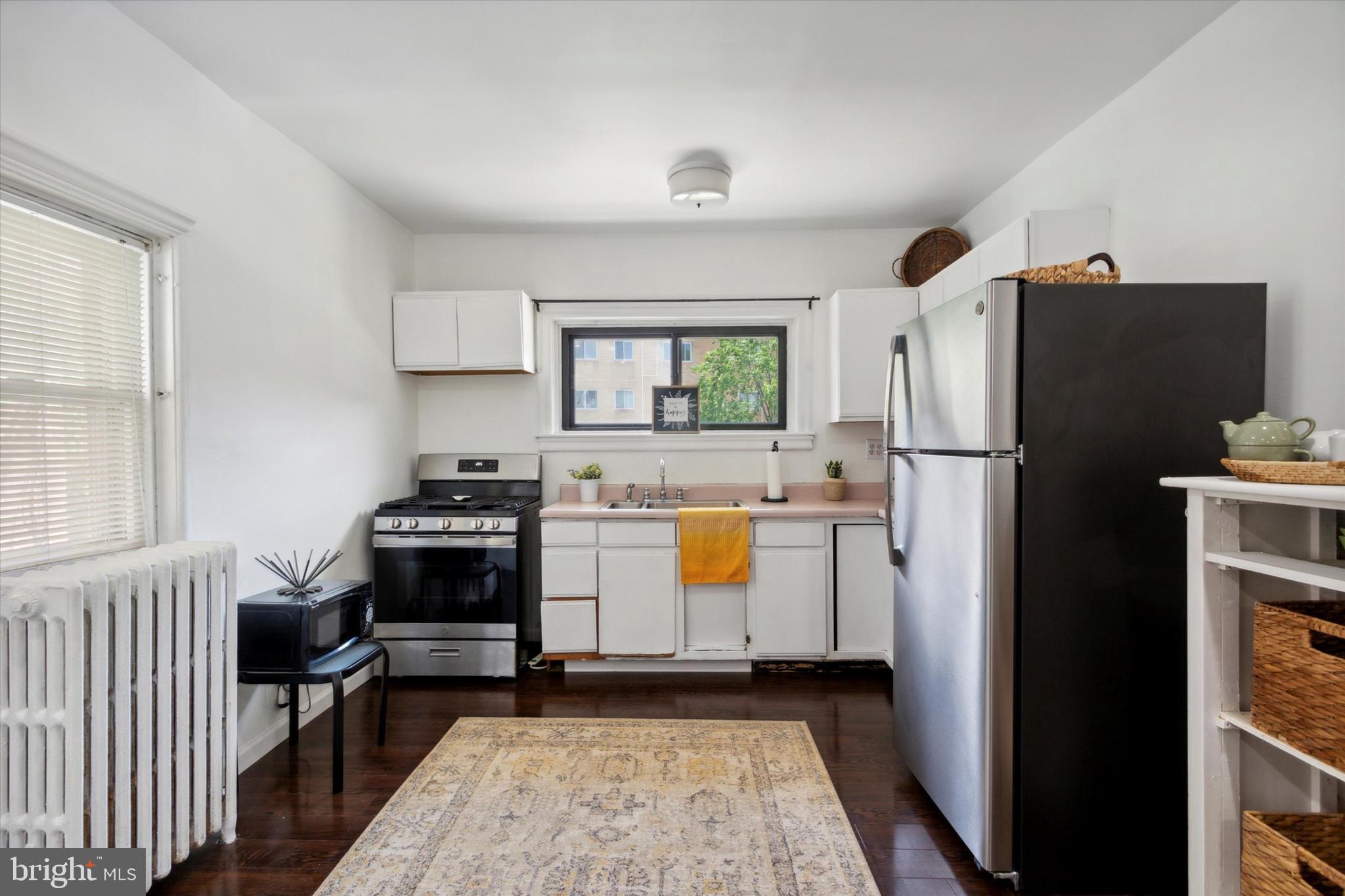 4412 Sherwood Road Philadelphia, PA 19131 - Photo 9 of 25 Gallery Image 9