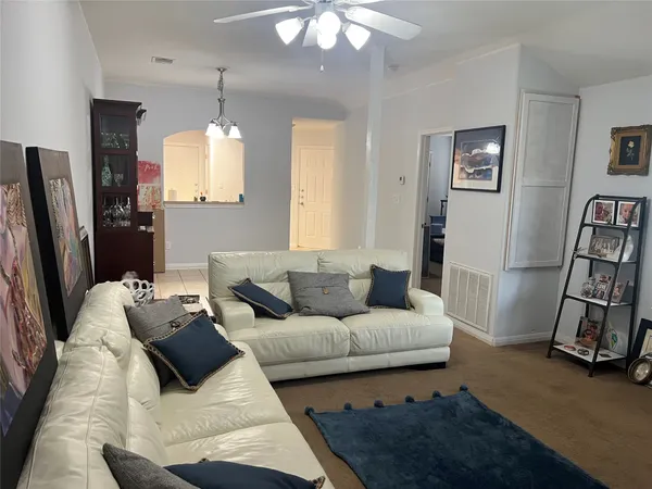 $1,699 | 106 Marvin Cove, Hutto, TX 78634