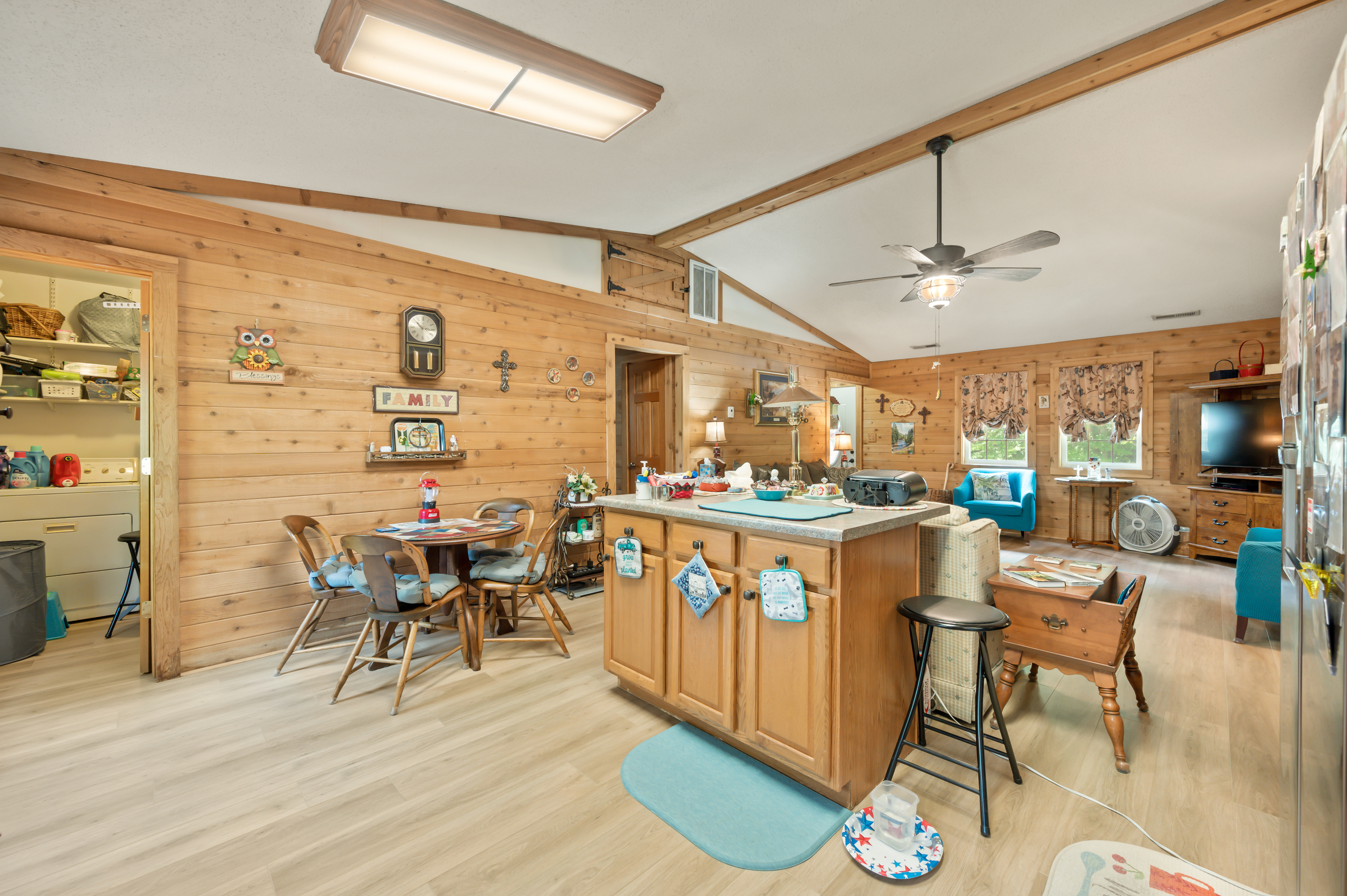 67 Salt Creek Road Nashville, IN 47448 - Photo 12 of 75 Gallery Image 12