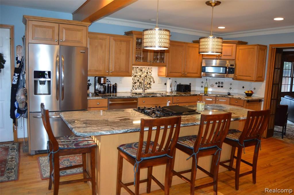 637 Middlesex Road Grosse Pointe Park, MI 48230 - Photo 7 of 44