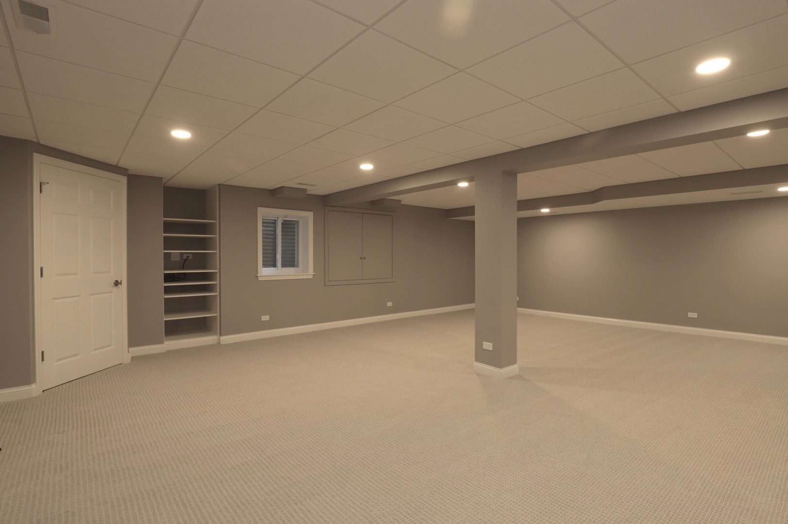 1802 Camden Drive Glenview, IL 60025 - Photo 18 of 21 a view of an empty room