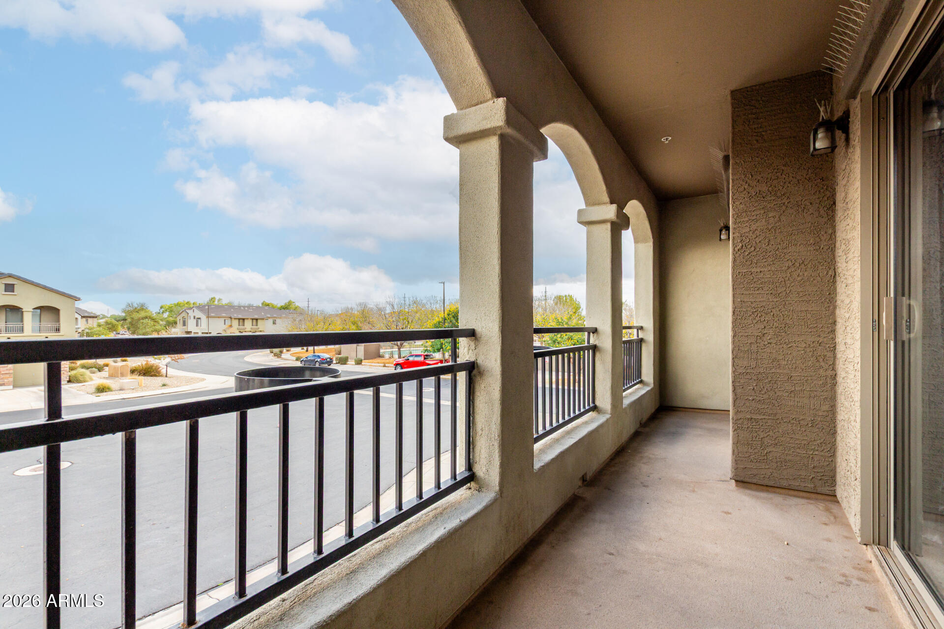 462 North 168th Lane Goodyear, AZ 85338 - Photo 4 of 29 23 168th