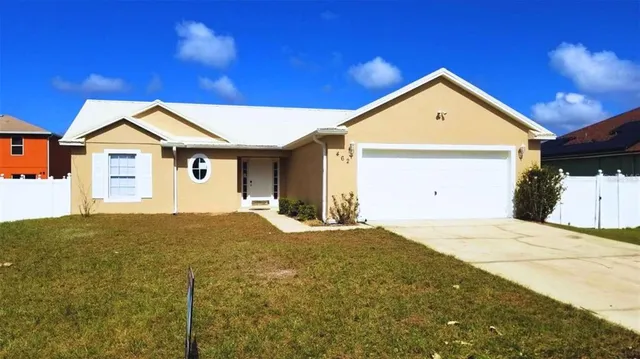 $1,700 | 462 Magpie Court, Kissimmee, FL 34759