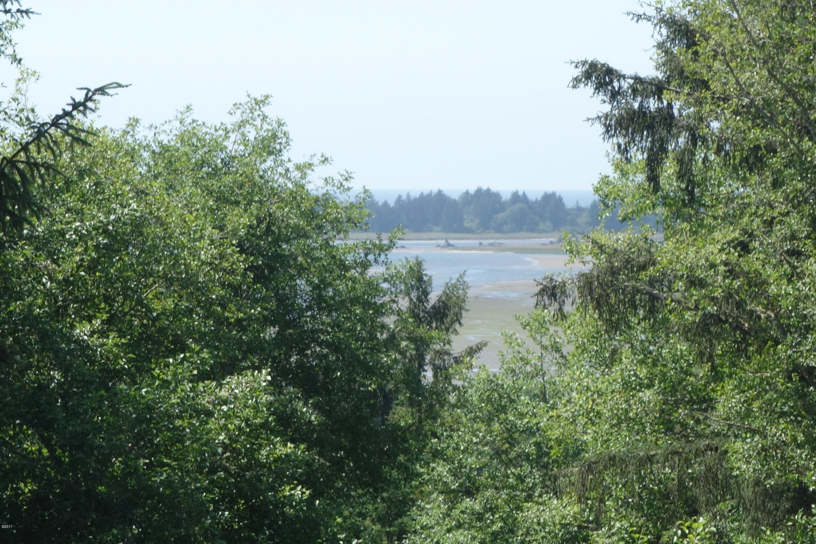 39455 Us-101 Cloverdale, OR 97112 - Photo 6 of 30 DSC07787