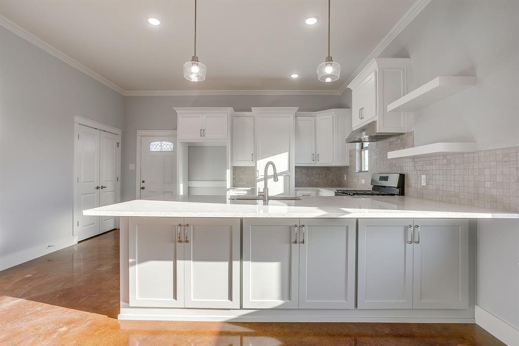 116 Overlook Trail Azle, TX 76020 - Photo 17 of 40