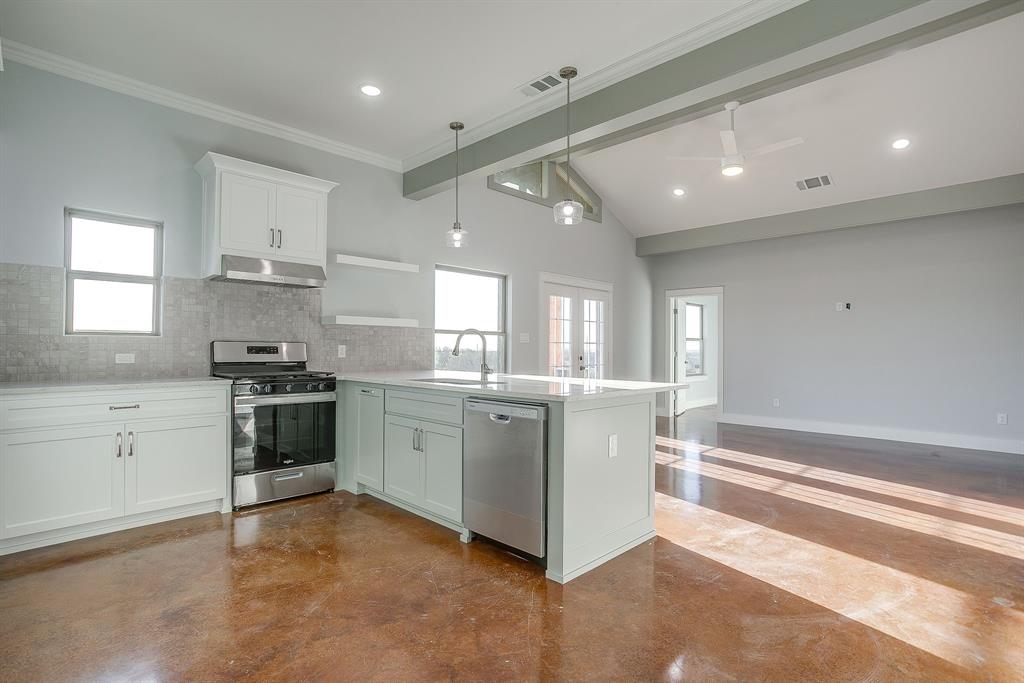 116 Overlook Trail Azle, TX 76020 - Photo 10 of 40