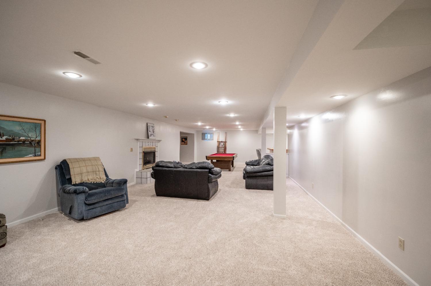 10024 Pebble Ridge Lane Cincinnati, OH 45252 - Photo 24 of 36 Gallery Image 24