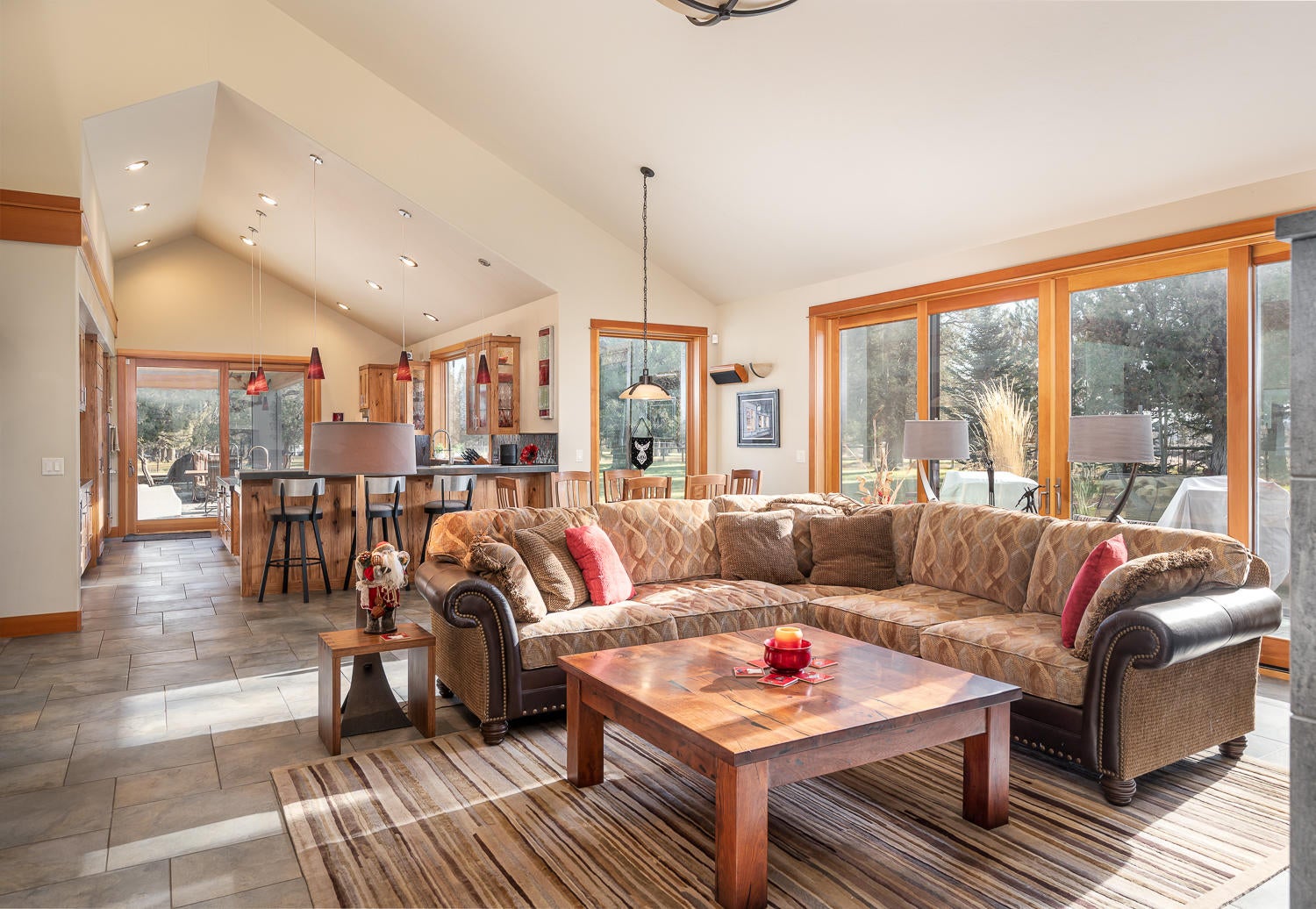 64970 Gerking Market Road Bend, OR 97703 - Photo 2 of 49 64970 Gerking Market - Great_Room
