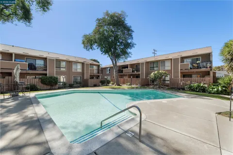 $372,500 | 8975 Alcosta Boulevard, Unit 116, San Ramon, CA 94583