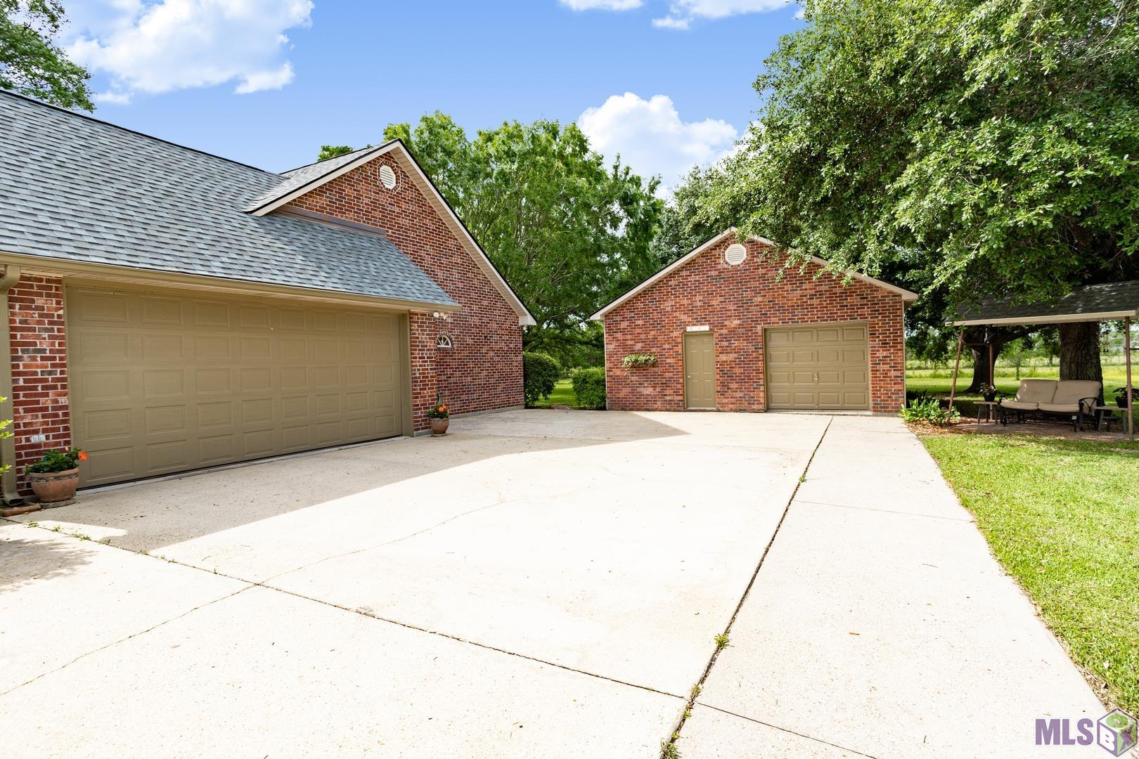 4715 Raymond Labauve Road Brusly, LA 70719 - Photo 17 of 21 Gallery Image 17