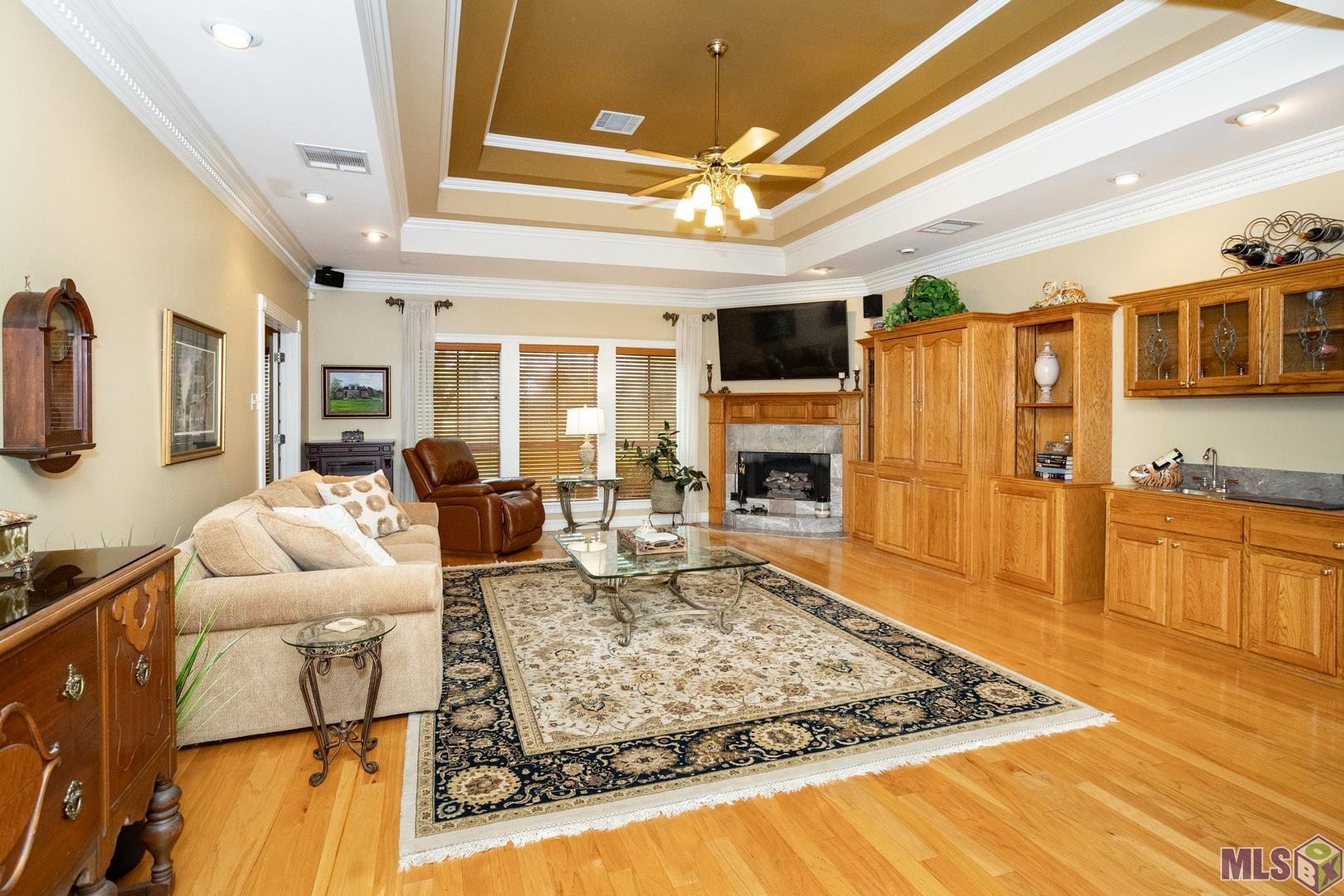4715 Raymond Labauve Road Brusly, LA 70719 - Photo 3 of 21 Gallery Image 3
