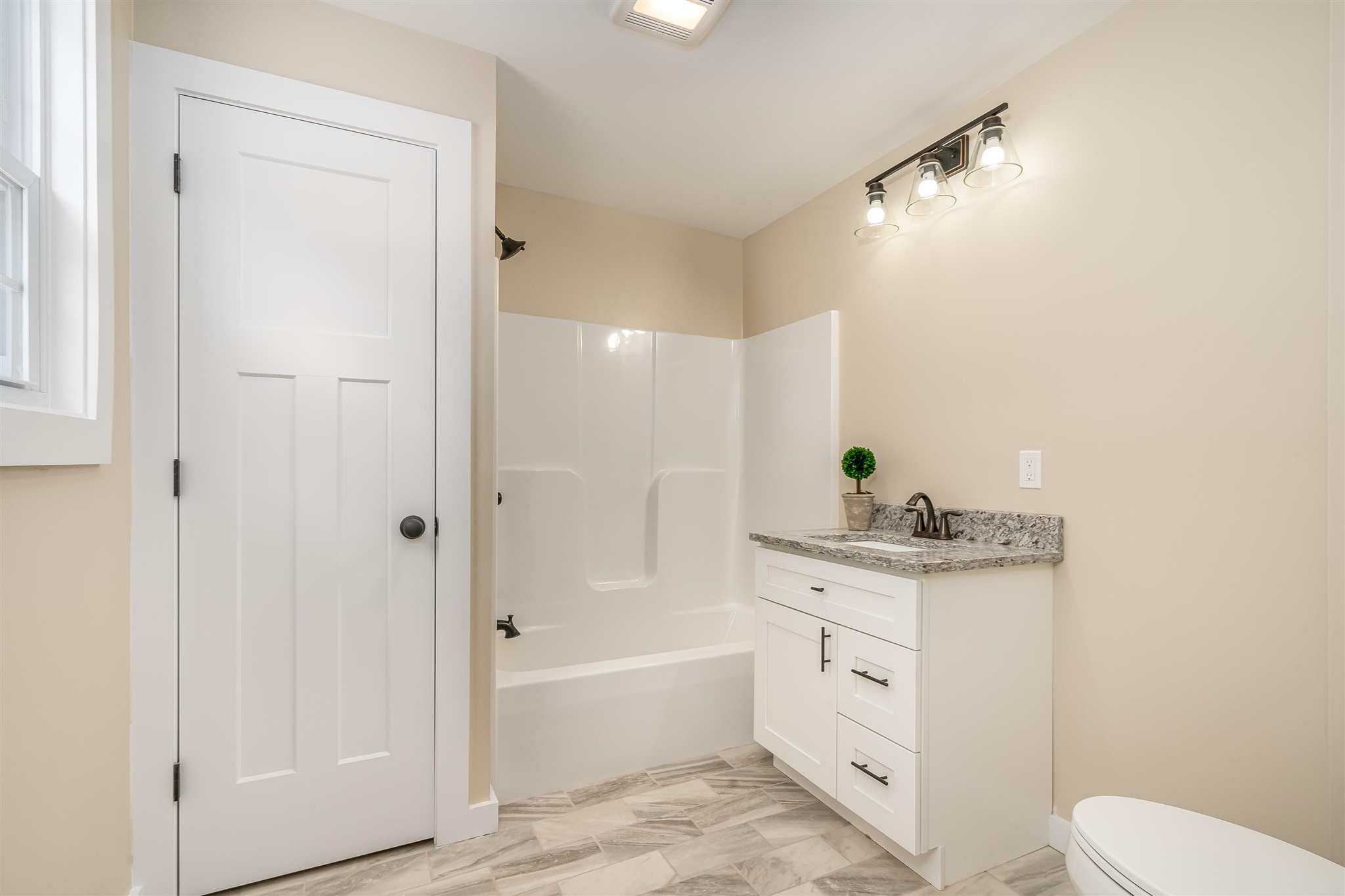 132 Moose Club Park Road Goffstown, NH 03045 - Photo 10 of 28 Gallery Image 10