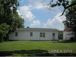 3246 South Wallick Road Peru, IN 46970 - Photo 3 of 12 Gallery Image 3