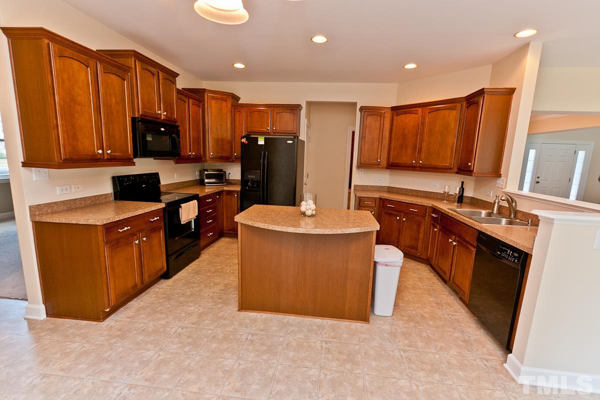 1012 Lakeview Road Durham, NC 27712 - Photo 5 of 14