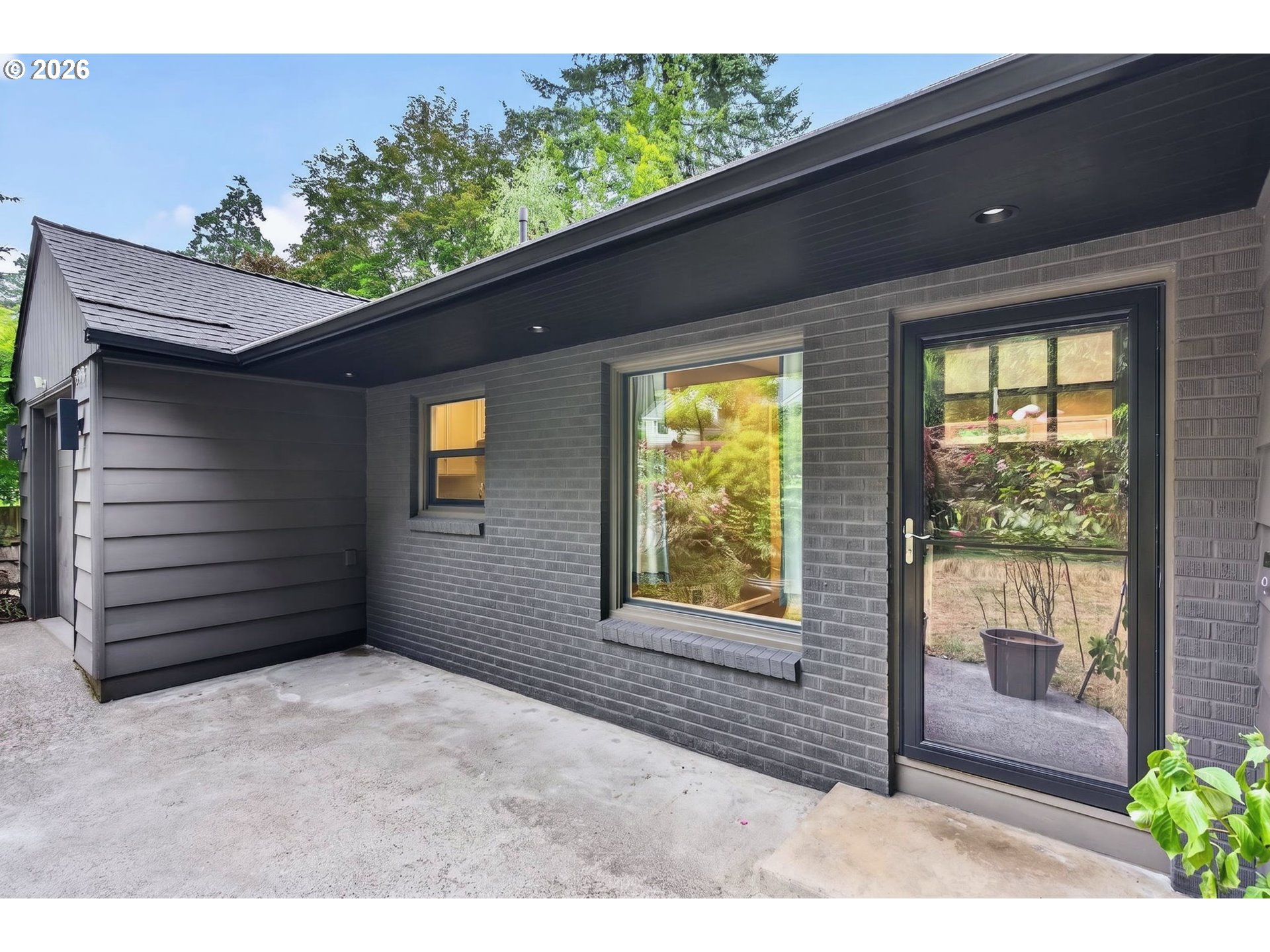 4842 Southwest Elm Lane Portland, OR 97221 - Photo 5 of 47