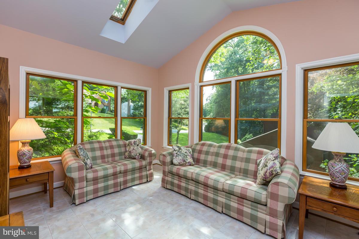 1088 Long Valley Road Westminster, MD 21158 - Photo 6 of 28 Interior (General)
