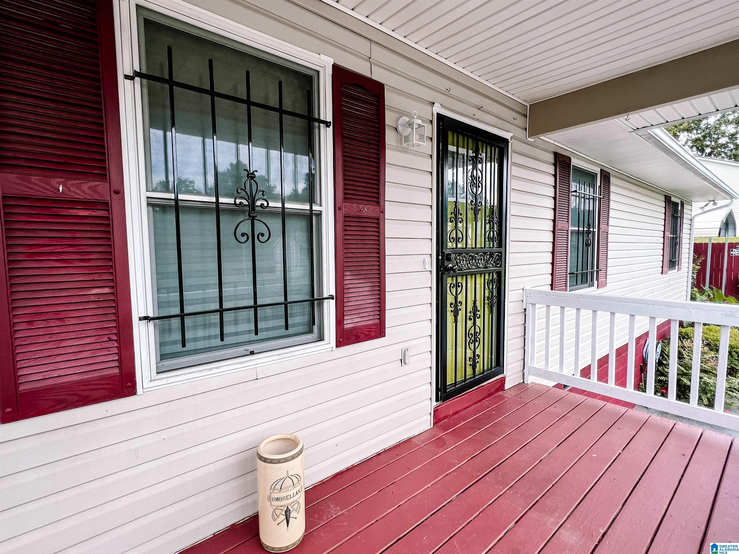 101 Turpin Avenue Anniston, AL 36201 - Photo 3 of 35