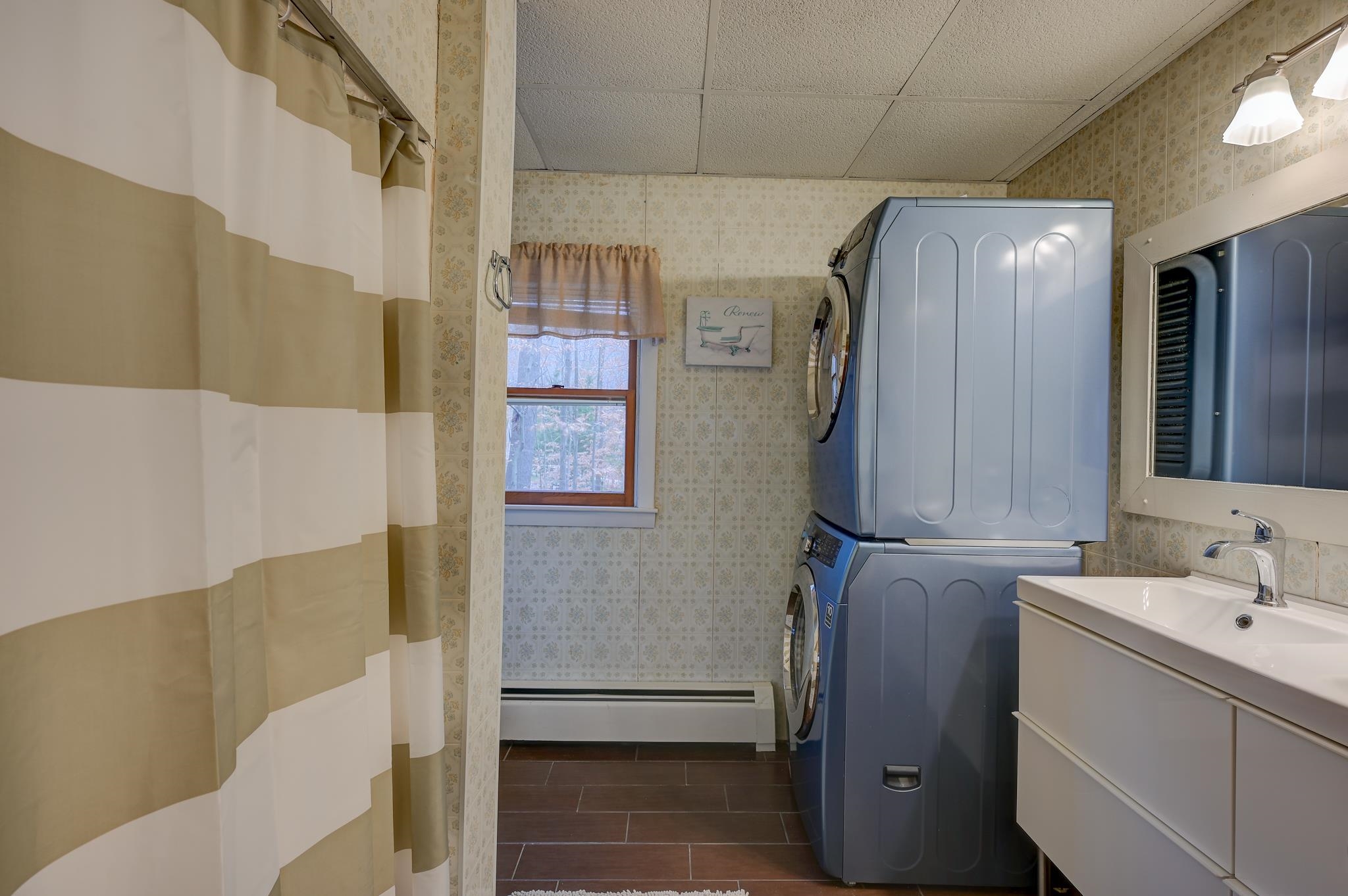 30 Middle Shore Drive Madison, NH 03849 - Photo 14 of 27