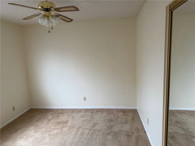 $2,250 | 15031 Blue Grass Drive, Helendale, CA 92342