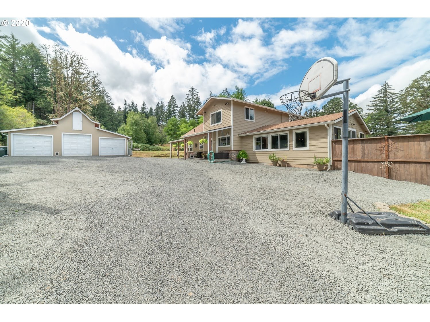 38826 Wendling Road Marcola, OR 97454 - Photo 2 of 32 Gallery Image 2